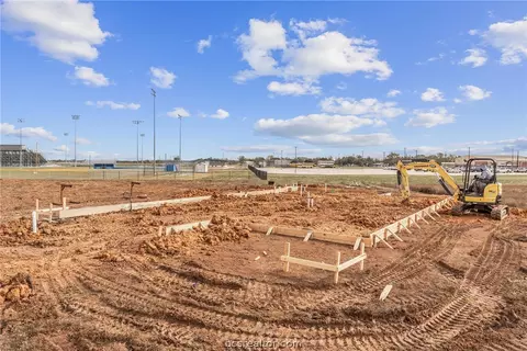 244 Rustic Trce, Snook, TX 77878 photo 3