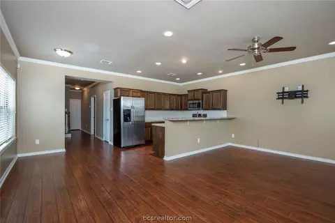 116 Lynn Dr, Bryan, TX 77801 photo 9