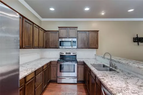 116 Lynn Dr, Bryan, TX 77801 photo 8