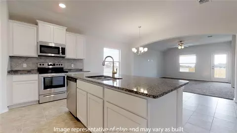 1926 Cartwright St, Bryan, TX 77807 photo 6