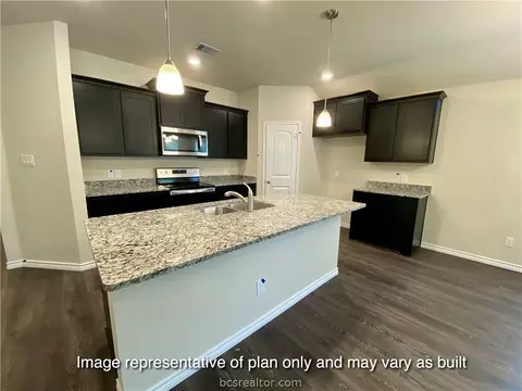1958 Thorndyke Ln, Bryan, TX 77807 photo 5