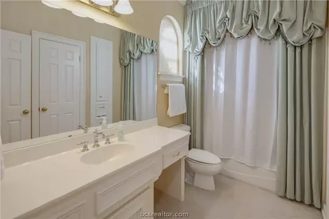 4304 Birchcrest Ln, Bryan, TX 77802 photo 32