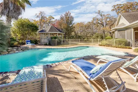 4304 Birchcrest Ln, Bryan, TX 77802 photo 39
