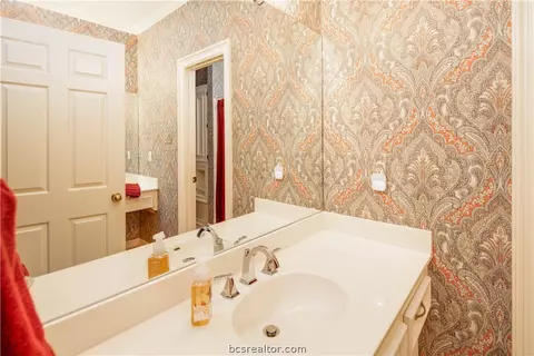 4304 Birchcrest Ln, Bryan, TX 77802 photo 29