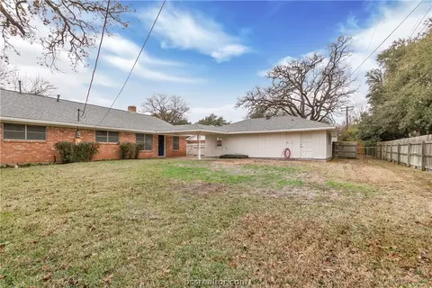 3811 Holly Dr, Bryan, TX 77802 photo 22