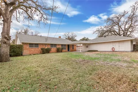 3811 Holly Dr, Bryan, TX 77802 photo 21