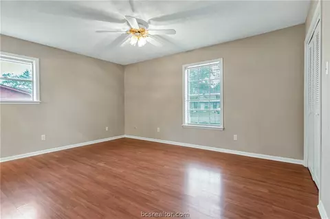 3811 Holly Dr, Bryan, TX 77802 photo 12