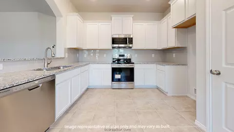 1943 Cartwright St, Bryan, TX 77807 photo 11