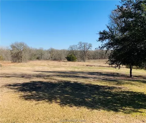 6038 Old Spanish Trl, Bryan, TX 77807 photo 5