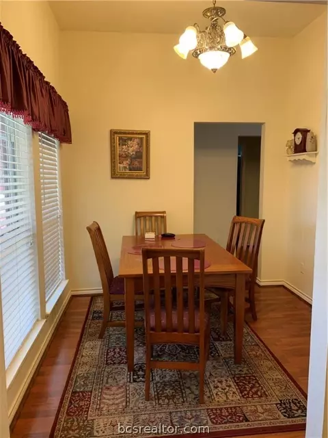 6038 Old Spanish Trl, Bryan, TX 77807 photo 7