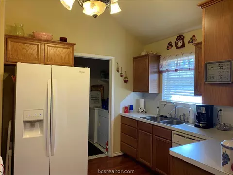 6038 Old Spanish Trl, Bryan, TX 77807 photo 6