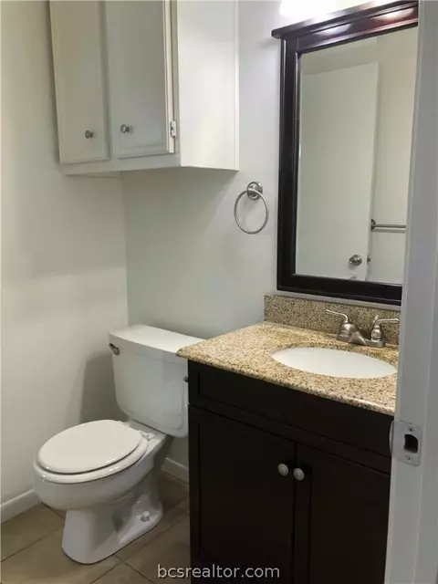 3205 Chapel Ct, Bryan, TX 77803 photo 11