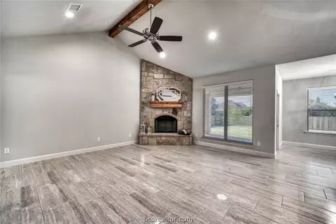 3058 Embers Loop, Bryan, TX 77808 photo 9