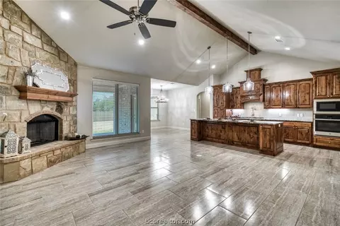 3058 Embers Loop, Bryan, TX 77808 photo 8