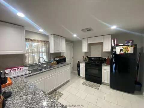 247 Lantern, Somerville, TX 77879 photo 8