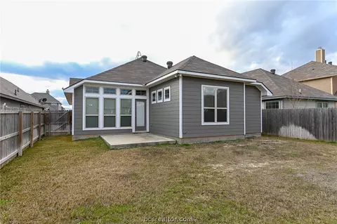 2029 Stubbs Dr, Bryan, TX 77807 photo 16
