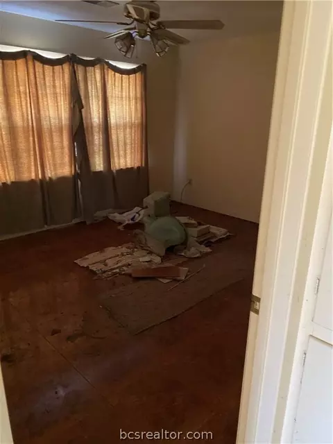 905 Briar Cliff Dr, Bryan, TX 77802 photo 10