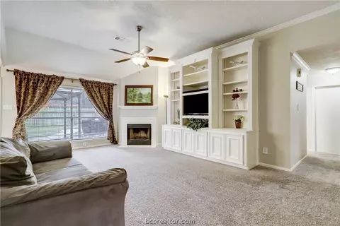 1814 Telkwa Dr, Spring, TX 77386 photo 2