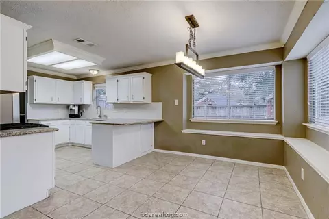 1814 Telkwa Dr, Spring, TX 77386 photo 4