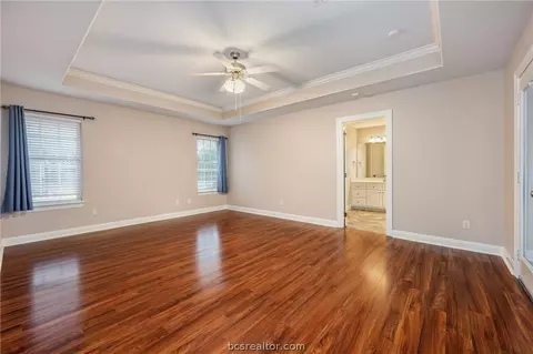 4900 Brompton Ln, Bryan, TX 77802 photo 13