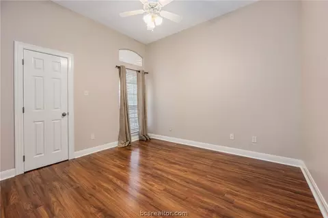 4900 Brompton Ln, Bryan, TX 77802 photo 18