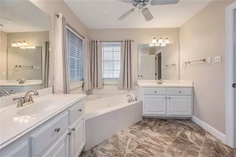 4900 Brompton Ln, Bryan, TX 77802 photo 14