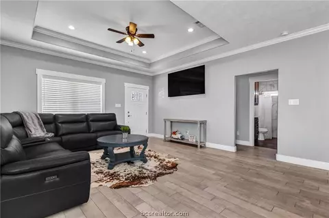 306 Waco St, Bryan, TX 77803 photo 11