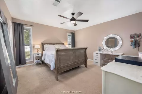 3513 Broad Oak Cir, Bryan, TX 77802 photo 4