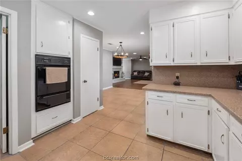 3513 Broad Oak Cir, Bryan, TX 77802 photo 12