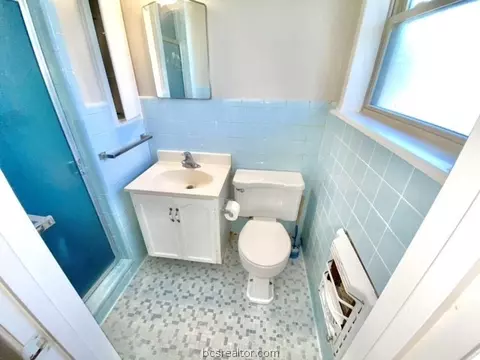 2311 Wayside Dr, Bryan, TX 77802 photo 9