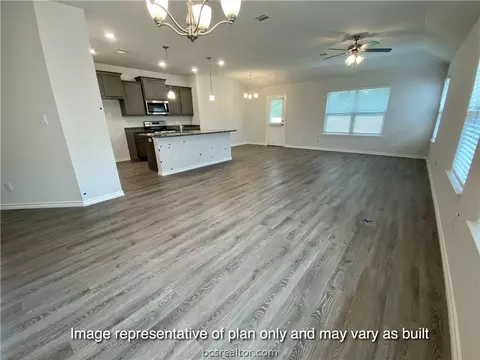 1925 Cartwright St, Bryan, TX 77807 photo 4