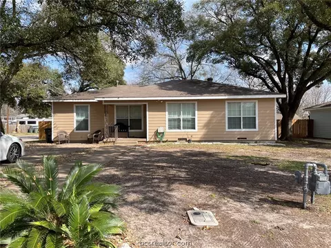 1600 E 28th St, Bryan, TX 77802 photo 2