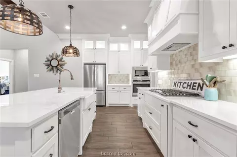 3214 Rose Hl, Bryan, TX 77808 photo 8