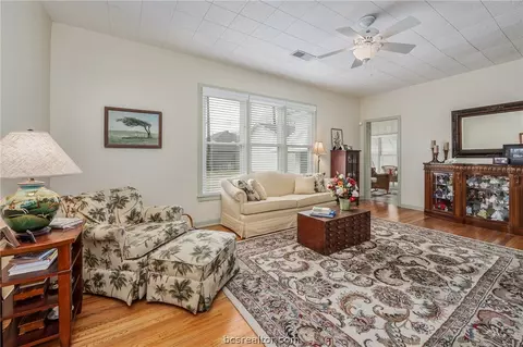 1209 Bennett St, Bryan, TX 77802 photo 4
