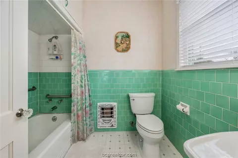 1209 Bennett St, Bryan, TX 77802 photo 15