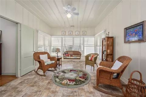 1209 Bennett St, Bryan, TX 77802 photo 12