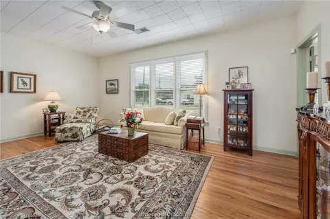 1209 Bennett St, Bryan, TX 77802 photo 5
