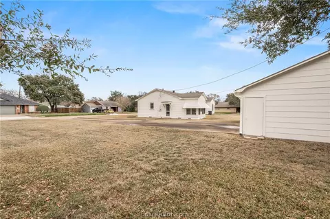 1209 Bennett St, Bryan, TX 77802 photo 25