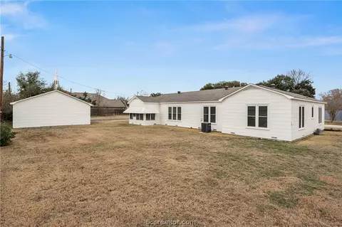 1209 Bennett St, Bryan, TX 77802 photo 23