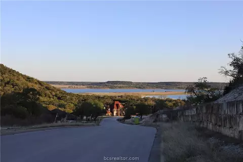 3515 Shoreline, Other, TX 76548
