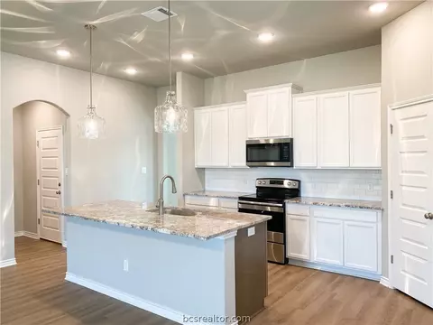 3137 Normandy Way, Bryan, TX 77808 photo 7