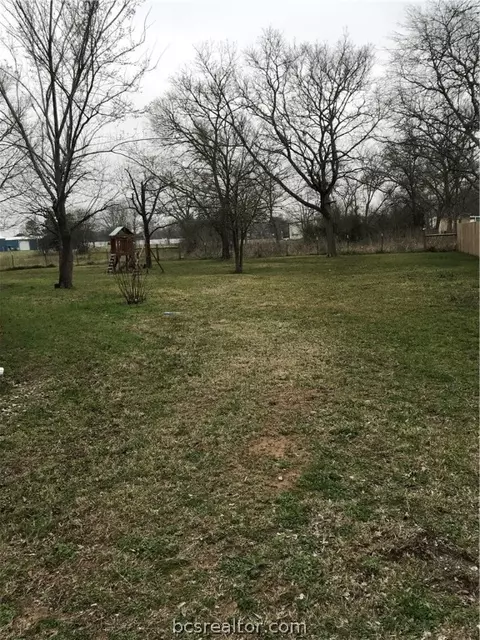 193 Batson Loop, Normangee, TX 77871 photo 5