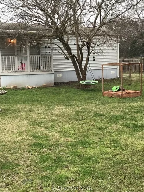 193 Batson Loop, Normangee, TX 77871 photo 2