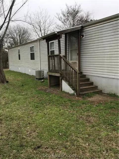193 Batson Loop, Normangee, TX 77871 photo 8