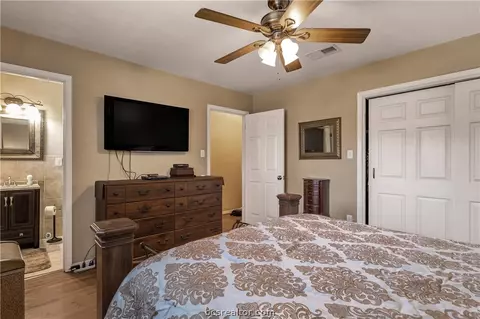 411 Tee Dr, Bryan, TX 77801 photo 7