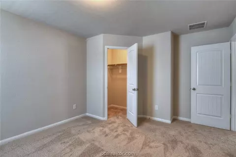 989 Crossing Dr, Bryan, TX 77803 photo 27