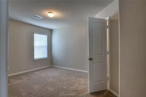 989 Crossing Dr, Bryan, TX 77803 photo 26