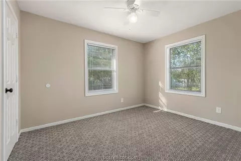 703 Ash St, Bryan, TX 77803 photo 8