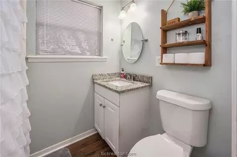 3808 Spring Hollow Ct, Bryan, TX 77802 photo 14