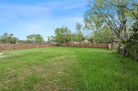 1909 Beason St, Bryan, TX 77801 photo 5